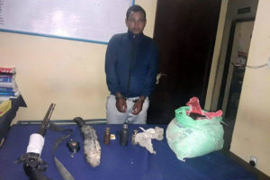 रुकुममा भरुवा बन्दुकसहित अफिम कारोबारी पक्राउ