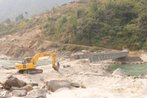 २३ वर्षसम्म बनेन सुनकोसीमा पुल, इन्जिनियर भन्छन्- पुरानो डिजाइनले काम गरेन