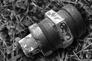 काँग्रेस जिल्ला नेताको घरमा बम विस्फोट