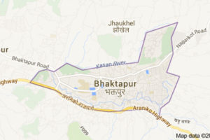 राजधानी माग्दै जनप्रतिनिधिद्वारा सडक मै धर्ना