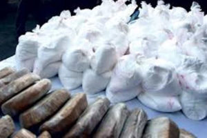 ३६० केजी चरेससहित तीन भारतीय पक्राउ