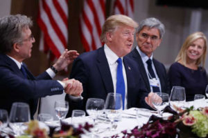 प्यालेस्टिनीलाई सहयोग रोक्ने चेतावनी