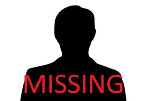 सिक्दै गरेको ट्याक्सी नदीमा खस्दा आमाछोरा बेपत्ता