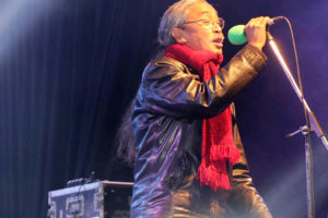 ‘नेपथ्य लाइभ’सँगैै नारायणी किनारमा झुमे युवा