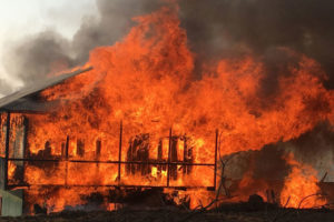 ताप्लेजुङको फुङलिङ बजारमा आगलागी