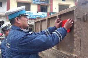 दुर्घटना न्यूनीकरण गर्न रिफ्लेक्टर स्टिकर