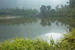 खोटाङको धार्मिक तथा पर्यटकीयस्थल बराहपोखरीमा डुंगा सञ्चालन