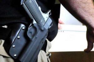 विद्यालयमा बढ्दो बन्दुक चिन्ताजनक