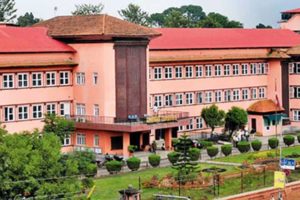 मनोनयन भएका राष्ट्रियसभा तीन सदस्यलाई शपथ नगराउन सर्वोच्चको आदेश