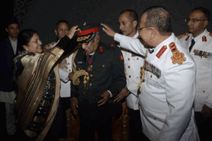 राष्ट्रकवि घिमिरेलाई मानार्थ सहायक रथीको दज्र्यानी चिह्न प्रदान