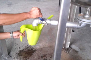 झापाको सुरुङ्गामा प्लाष्टिकबाट पेट्रोलियम पदार्थको उत्पादन