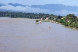 नदीमा मानवीय चाप घटाउन माछापालन