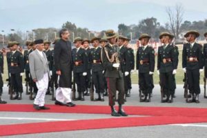 पाकिस्तानी प्रधानमन्त्रीका सम्मानमा १९ तोपको सलामी