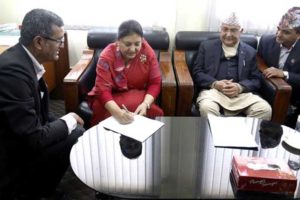 विद्या भण्डारीद्वारा राष्ट्रपतिमा उम्मेदवारी दर्ता