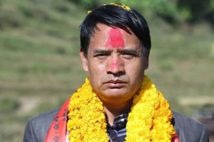 कानूनमन्त्रीसँग ३० तोला सुन र ७० लाख ऋण