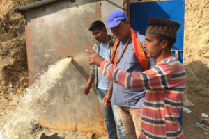 हलेसीमा डिपबोरिङमार्फत खानेपानी