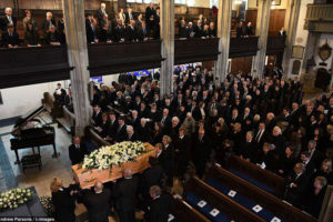 वैज्ञानिक स्टेफन हकिङको अन्त्येष्टि सम्पन्न (तस्बिरसहित)