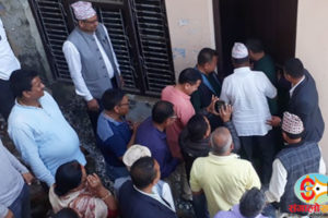 धनकुटामा चार महिनापछि कांग्रेस पार्टी कार्यालयको ताला खुल्यो, राजिनामा भएन फिर्ता