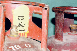 भान्सा–भान्सामा असुरक्षित ग्यास सिलिन्डर