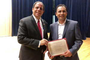 पत्रकार श्रेष्ठलाई अमेरिकामा सम्मान