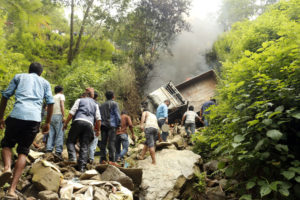 तरकारी बोकेको मिनीट्रक दुर्घटना हुँदा एकको मृत्यु, छ घाइते