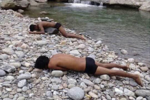 नुवाकोटमा नुहाउने क्रममा खोलामा डुबेर दुई जनाको मृत्यु