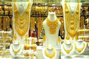 साढे ३३ किलो सुन तस्करी प्रकरण : छानविन समितिद्वारा काठमाडौँका सुन पसलमा छापा