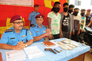 गोली प्रहार गरी साढे ९ लाख लुट्ने लुटेरा सार्वजनिक