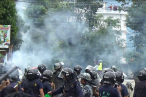 आन्दोलनले उग्ररुप लिएपछि भीमदत्तनगरमा अनिश्चितकालीन कफ्र्यु आदेश जारी