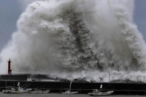 जापानमा २५ वर्षपछिकै शक्तिशाली आँधी, सतर्क रहन आह्वान