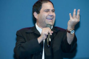 कैदी-बन्दीलार्इ मनाेरञ्जन दिन कारागारमा हाँस्यव्यङ्ग्य शिविर