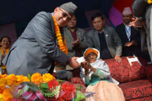 राष्ट्रिय परिचयपत्र वितरणको शुभारम्भ