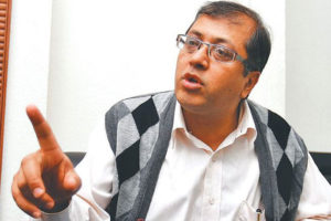 प्रधानमन्त्रीको परराष्ट्र सल्लाहकारमा भट्टराई र प्रमुख स्वकीय सचिवमा भण्डारी