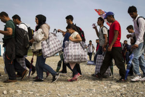 गाउँ छाडेर तराई बसाइँ सर्दै