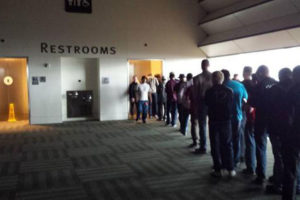 शौचालय जान पालो पर्खन्छन् कैदीबन्दी