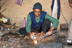 पुख्र्यौली आरन चलाउने  सीपको व्यावसायीकरण