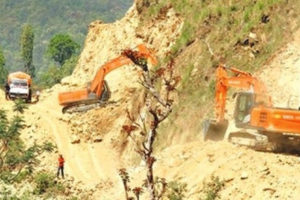 ४४ वर्ष बित्यो, सडक बनेन