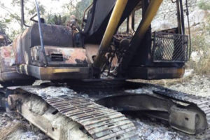 डोजरमा आगजनी