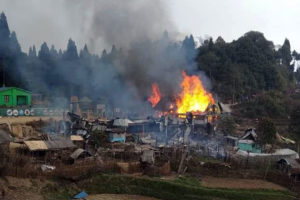 इलामको सन्दकपुरमा आगलागीबाट डेढ करोडको क्षति