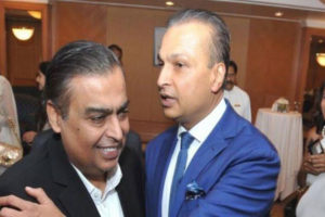 कसरी पारिवारिक कलह बिर्सेर भाइलाई बचाए मुकेश अम्बानीले ?