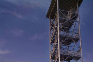 उपत्यका हेर्न मध्यपुरमा दृश्यावलोकन स्तम्भ