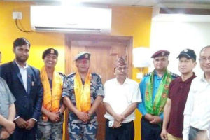 धनकुटामा सशस्त्र प्रहरी प्रमुख फेरिए : डिएसपी श्रेष्ठको बिदाई, कर्माचार्यलाई स्वागत