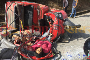 जोरपाटीमा टेलर र टेम्पु जुध्दा २ जनाको घटनास्थलमै मृत्यु, २ घाईते