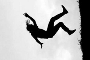 उदयपुरमा भीरबाट लड्दा एक जनाको मृत्यु