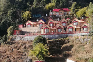 मकवानपुरको रिसोर्टमा बेहोस भेटिएका आठ जना पर्यटकको मृत्यु