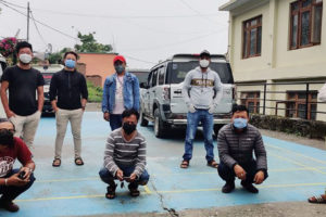 धनकुटाका एम्बुलेन्स चालकको प्रश्न: रेनकोट जस्तो पीपीई लगाएर कत्तिन्जेल सेवा दिनु ?