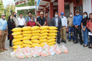 धनकुटा हेल्थ साइन्सद्वारा खाद्यान्न सहयोग