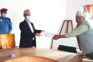 धनकुटाका भूपू सैनिकले प्रधानमन्त्रीलाई पठाए ज्ञापनपत्र : भत्ता नदिने निर्णय सच्याउँन माग