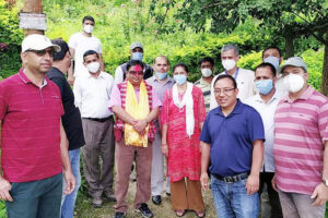 न्यौपानेलाई बधाई दिदै गरियो बिदाई