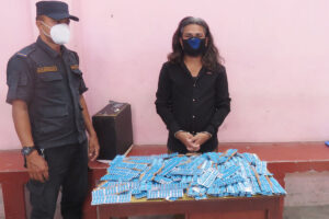 धरानबाट प्रतिबन्धित ३ हजार क्याप्सुल औषधिसहित एक जना पक्राउ